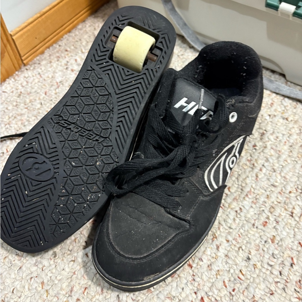 Heelys Black Skate Shoes with Wheels